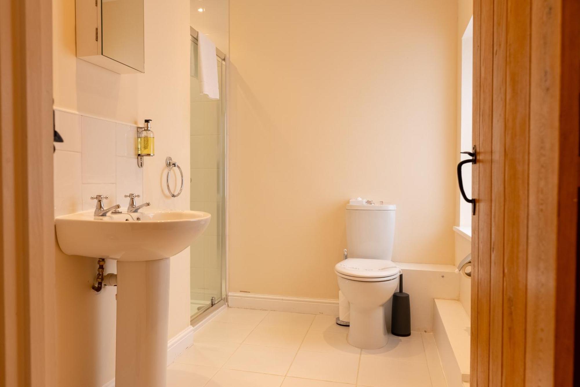 Farm stay Oakerthorpe Village Alfreton