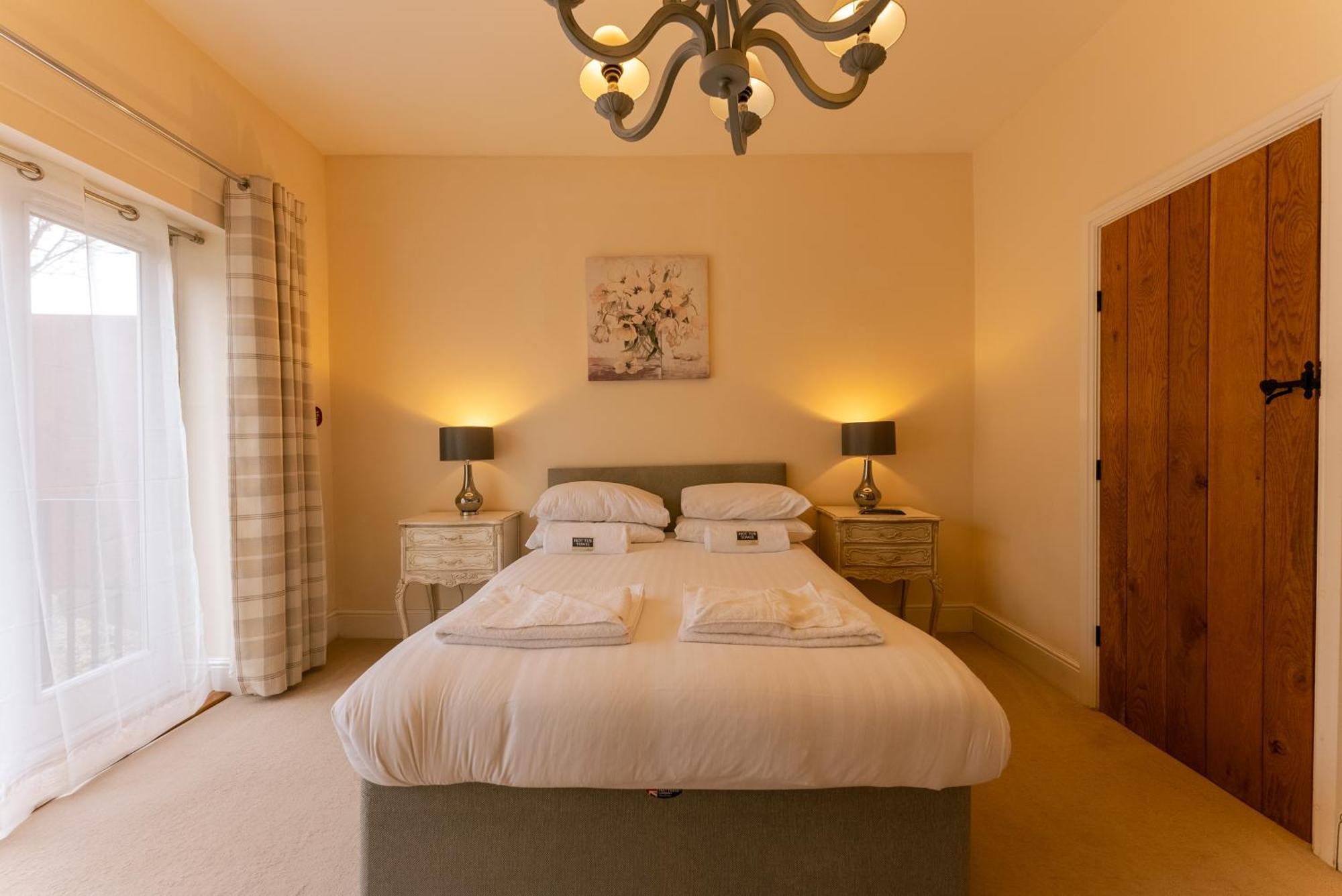 Oakerthorpe Village * Alfreton